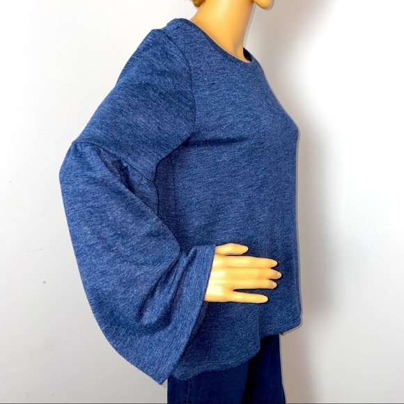 Lucky Brand Bell Sleeve Button-Back Sweatshirt – Size Small - Picture 3 of 9
